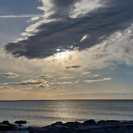 Junto Al Mar アパート