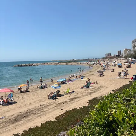 Junto Al Mar アパート